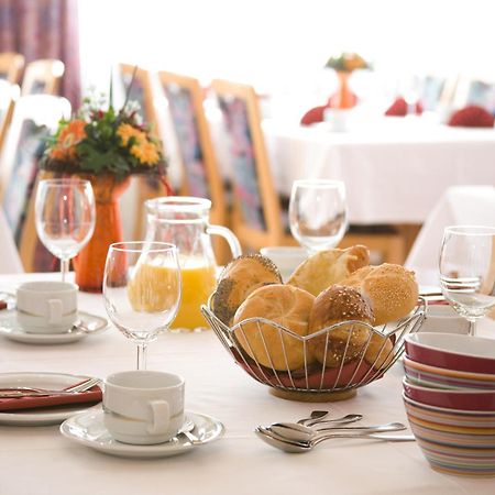 Etzenricht Hotel Gasthof Pension Riebel מראה חיצוני תמונה