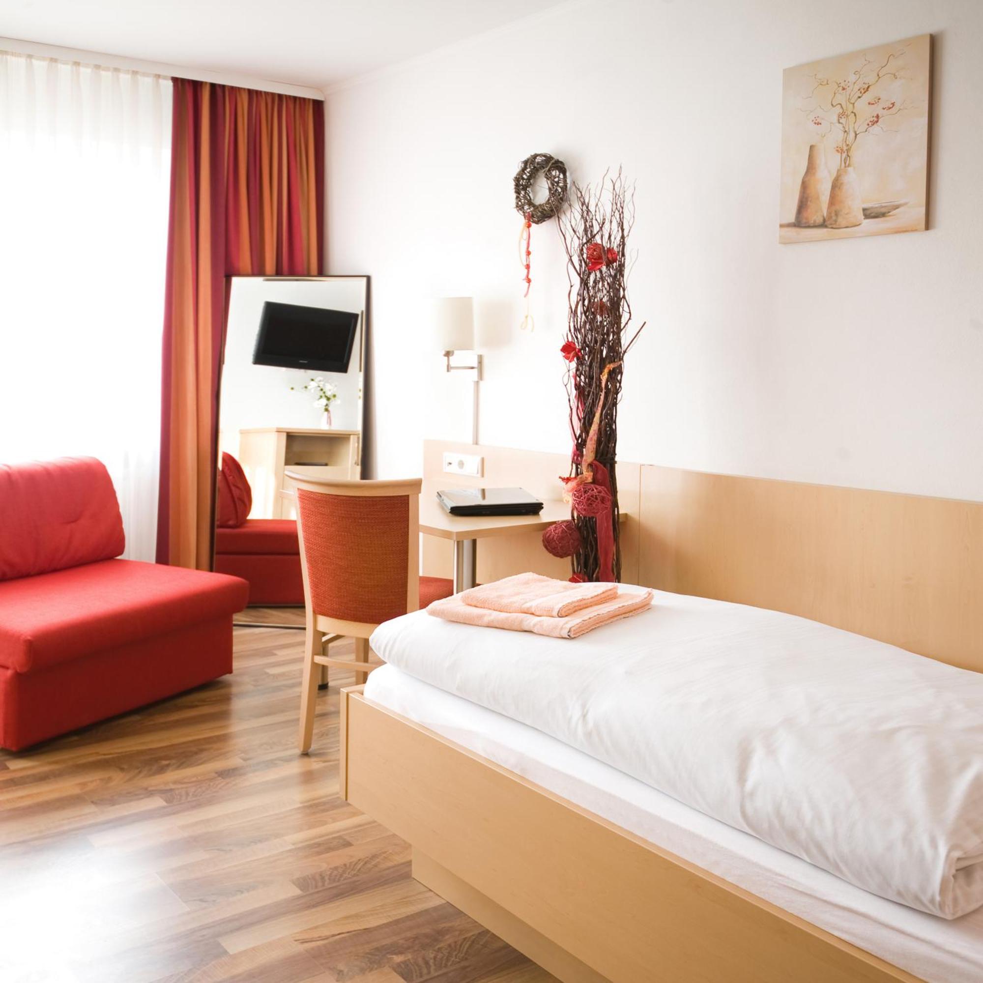 Etzenricht Hotel Gasthof Pension Riebel מראה חיצוני תמונה